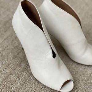 Halogen white heels